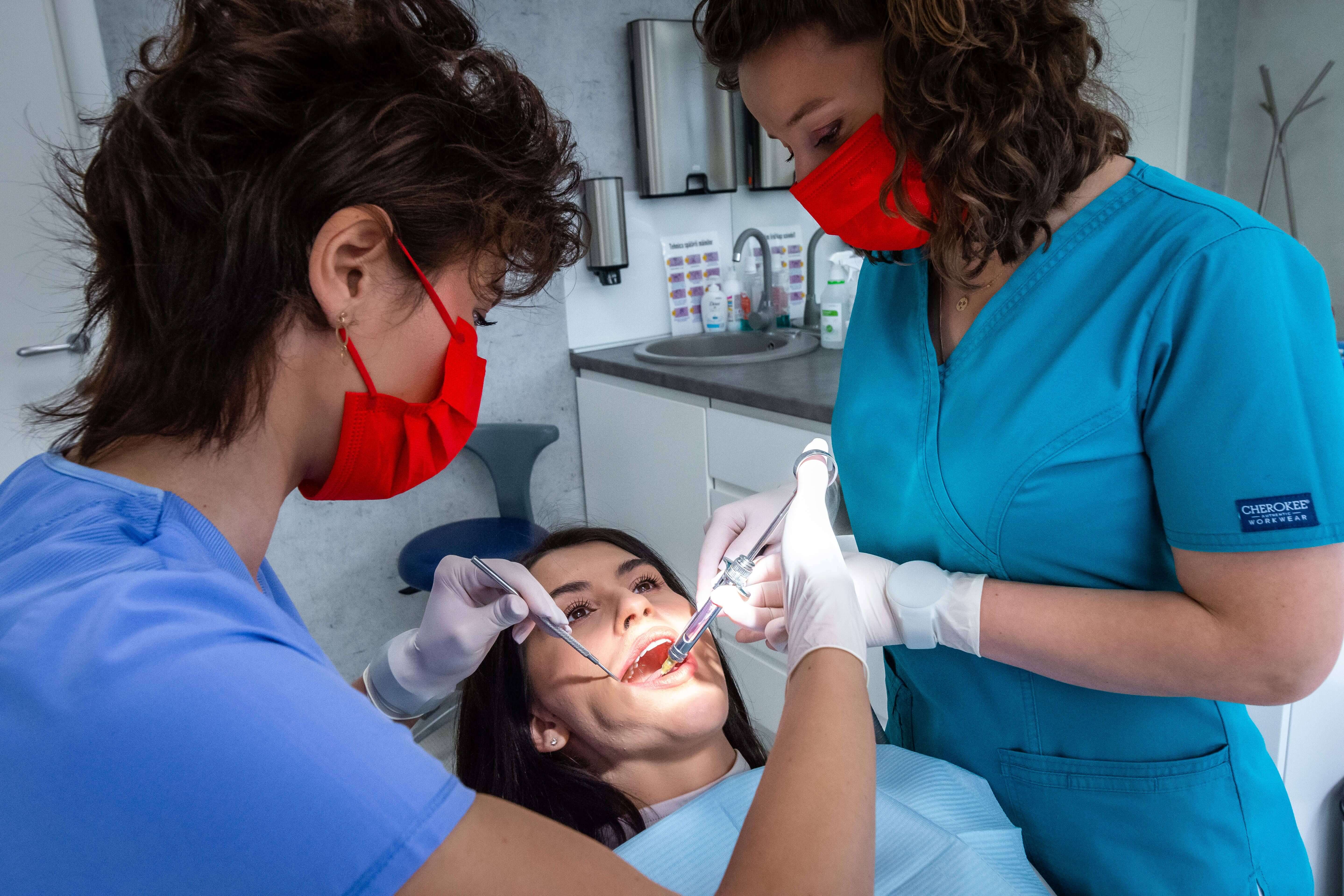 Protetică dentară