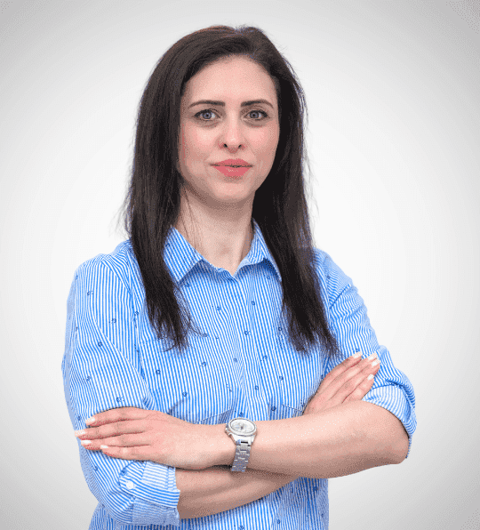 27. Cristina Talvan Front Desk