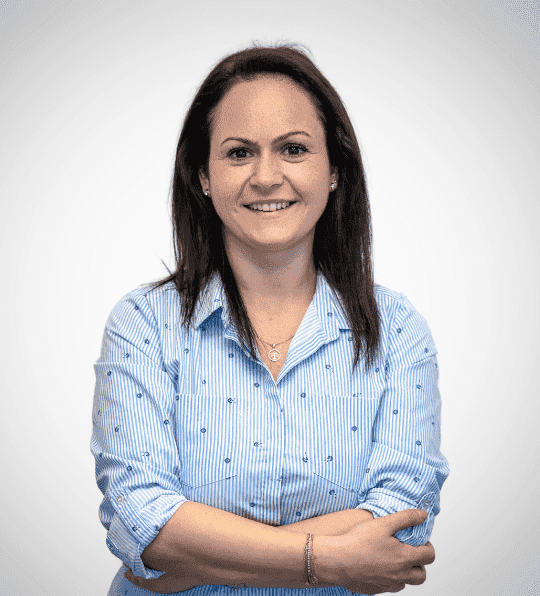 28. Roxana Aftimescu Front Desk